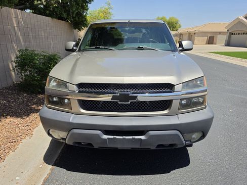 Used 2002 Chevrolet Avalanche 2500 RWD image 20