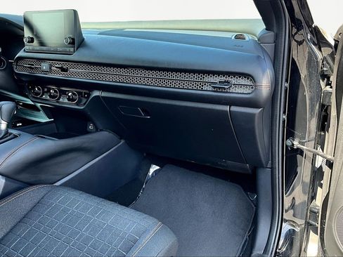 Used 2024 Honda HR-V Sport image 27