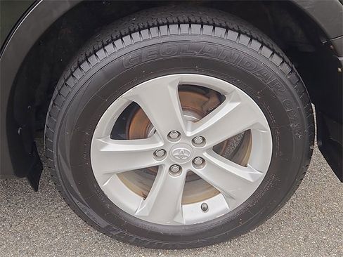 Used 2013 Toyota RAV4 XLE image 7