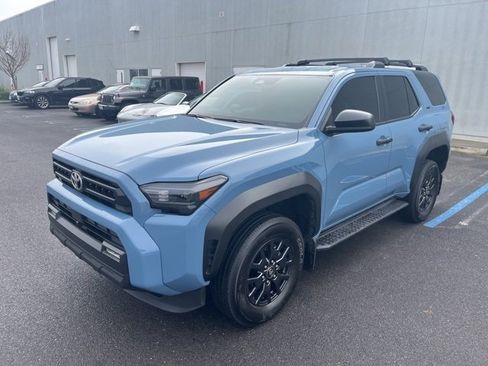 Used 2025 Toyota 4Runner SR5 image 1