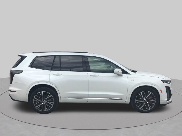 Used 2023 Cadillac XT6 Sport AWD/4WD image 9