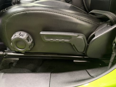 Used 2021 Jeep Gladiator Overland w/ Popular Equipment Package image 16