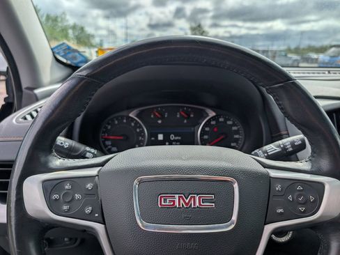 Used 2021 GMC Terrain SLT w/ Infotainment Package II AWD/4WD image 12