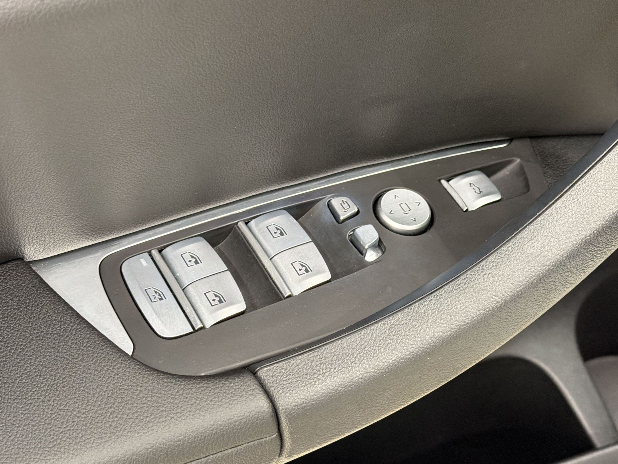 Certified 2024 BMW X3 M40i AWD/4WD image 26