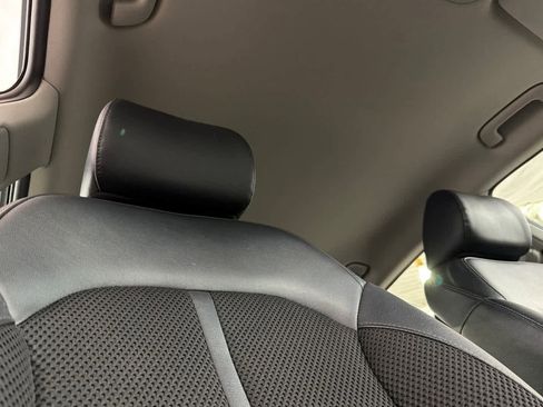 Used 2019 Kia Optima S image 16