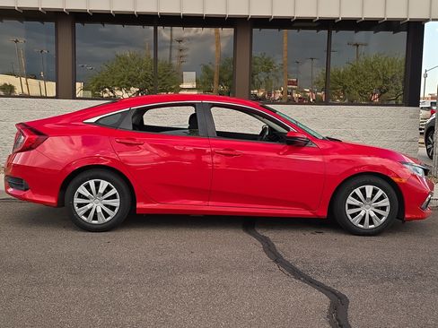 Used 2020 Honda Civic LX image 5