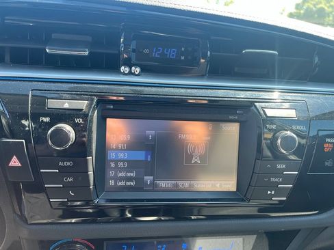 Used 2014 Toyota Corolla S FWD image 14