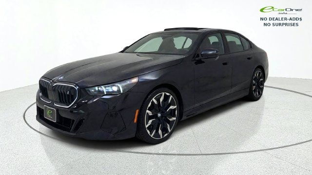 Used 2027 BMW i5 eDrive40 w/ M Sport Package RWD image 3