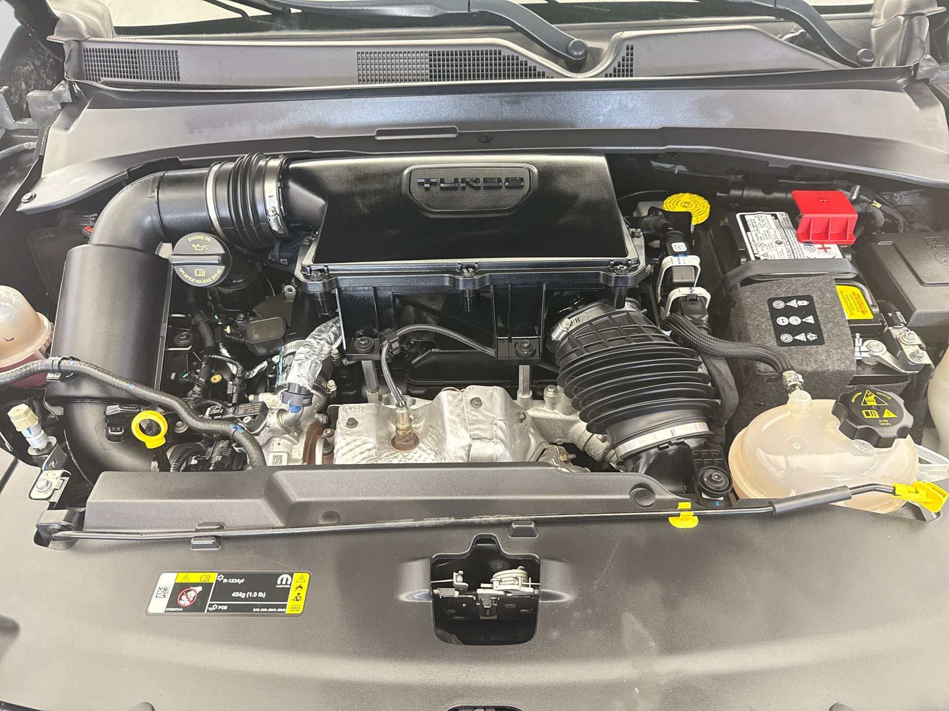 Used 2024 Jeep Compass Latitude AWD/4WD image 23