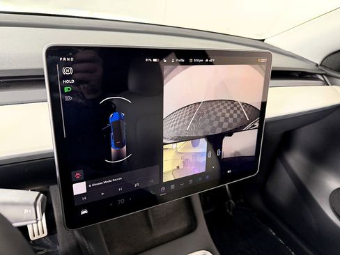 Used 2023 Tesla Model Y Performance image 30