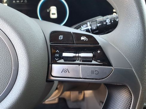 Certified 2024 Hyundai Elantra SEL FWD image 29
