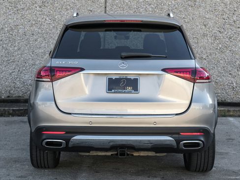 Used 2022 Mercedes-Benz GLE 350 w/ Premium Package image 10