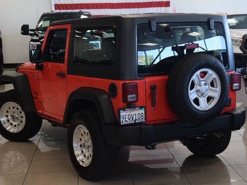 Used 2013 Jeep Wrangler Sport AWD/4WD image 5