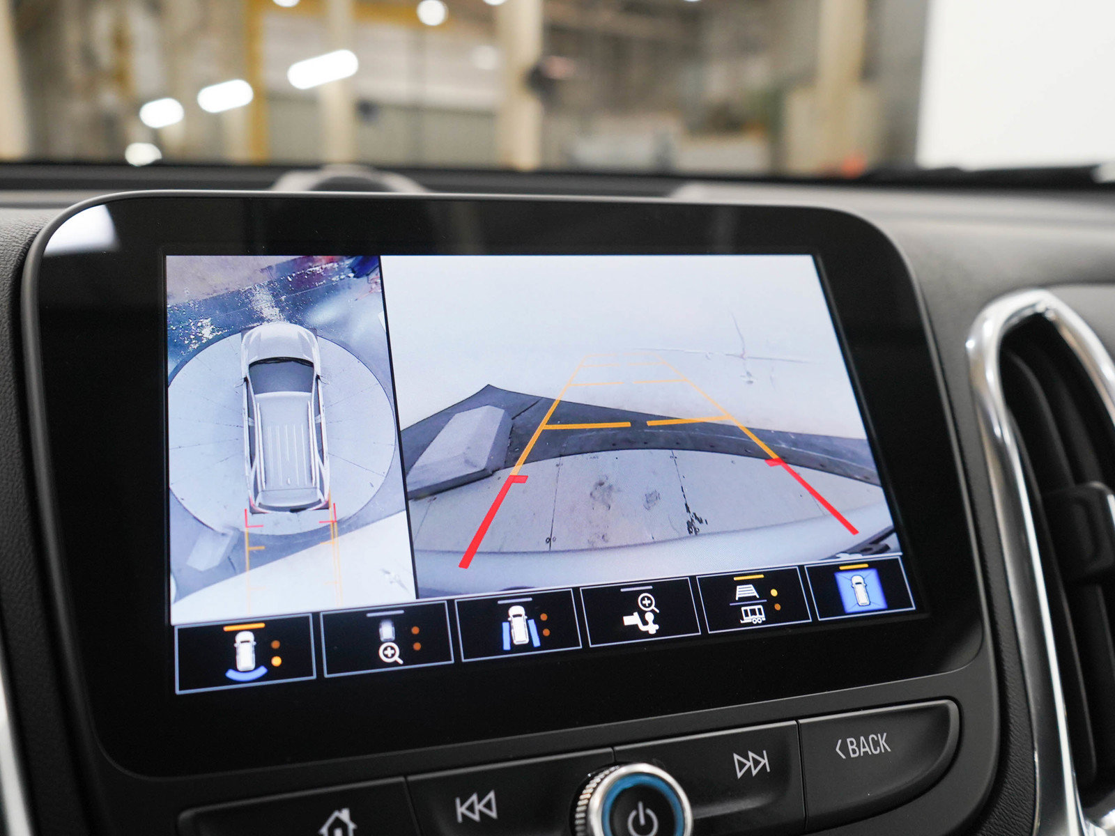 Used 2024 Chevrolet Equinox LT AWD/4WD image 28