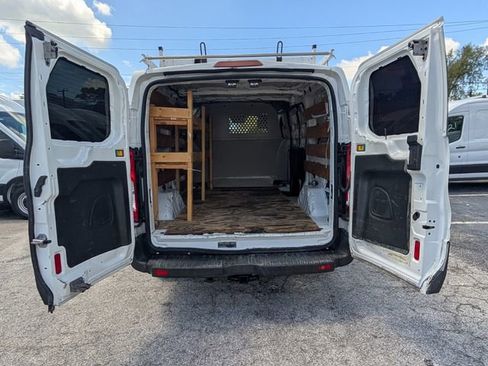 Used 2018 Ford Transit 250 130 Low Roof RWD image 8