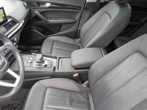 Used 2020 Audi Q5 2.0T Premium Plus image 12