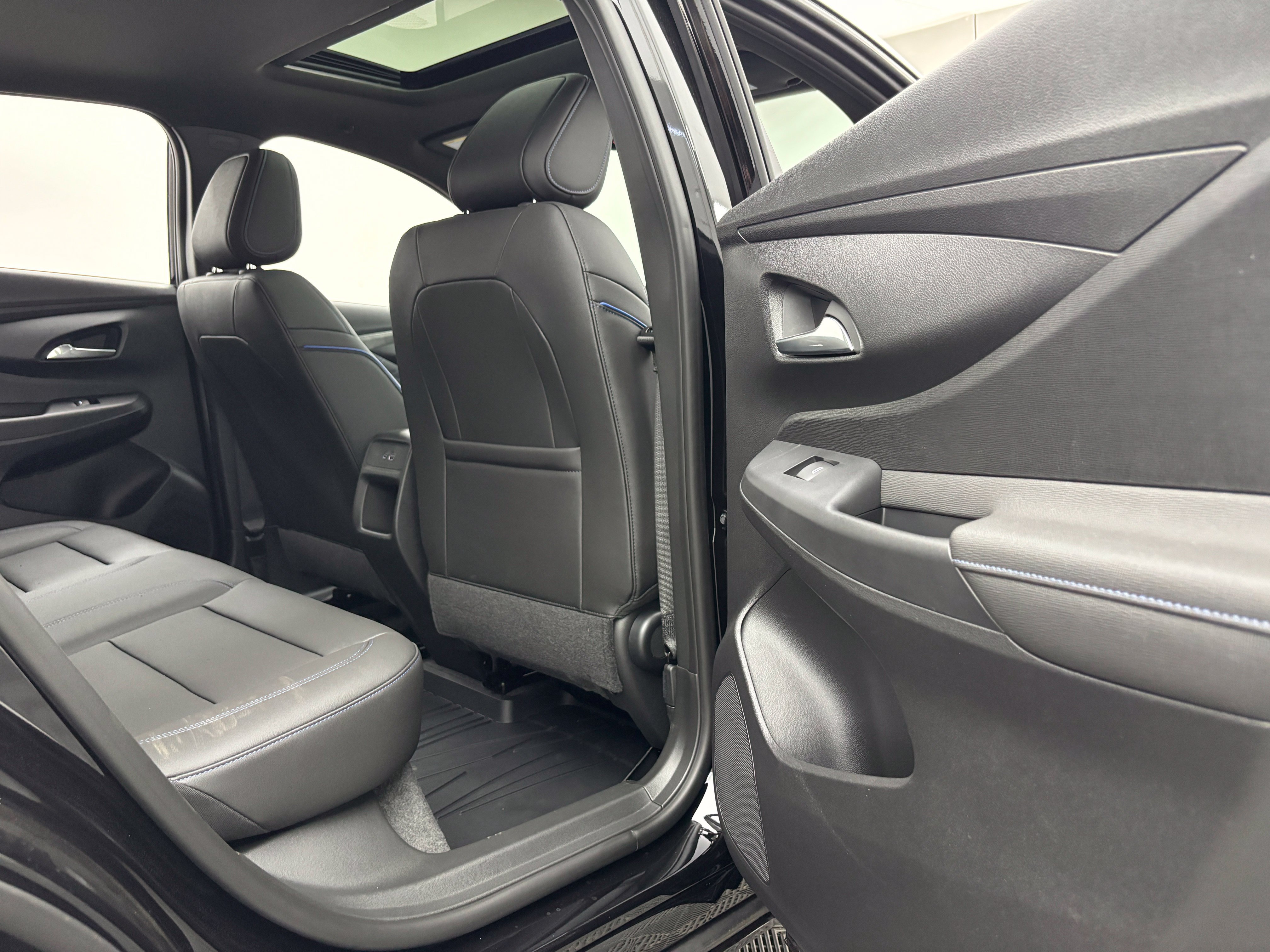 New 2026 Buick Envista Sport Touring w/ Convenience I Package FWD image 35