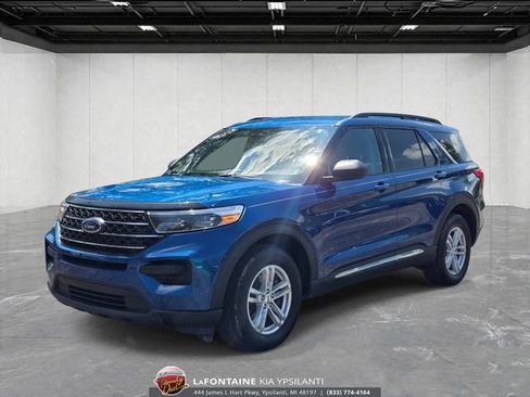 Used 2022 Ford Explorer XLT w/ Class IV Trailer Tow Package AWD/4WD image 1