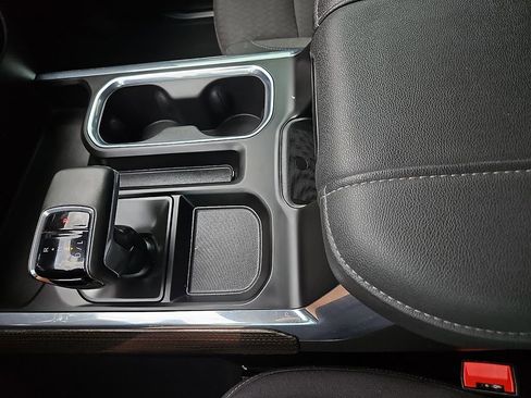 Used 2024 Chevrolet Silverado 1500 RST w/ Z71 Off-Road Package image 25