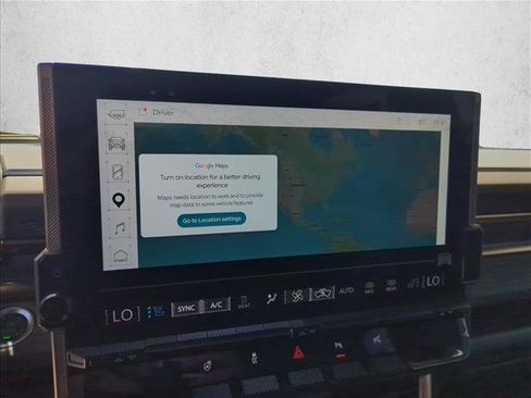 Used 2025 GMC Hummer EV 2X w/ LPO, Illumination Package AWD/4WD image 11