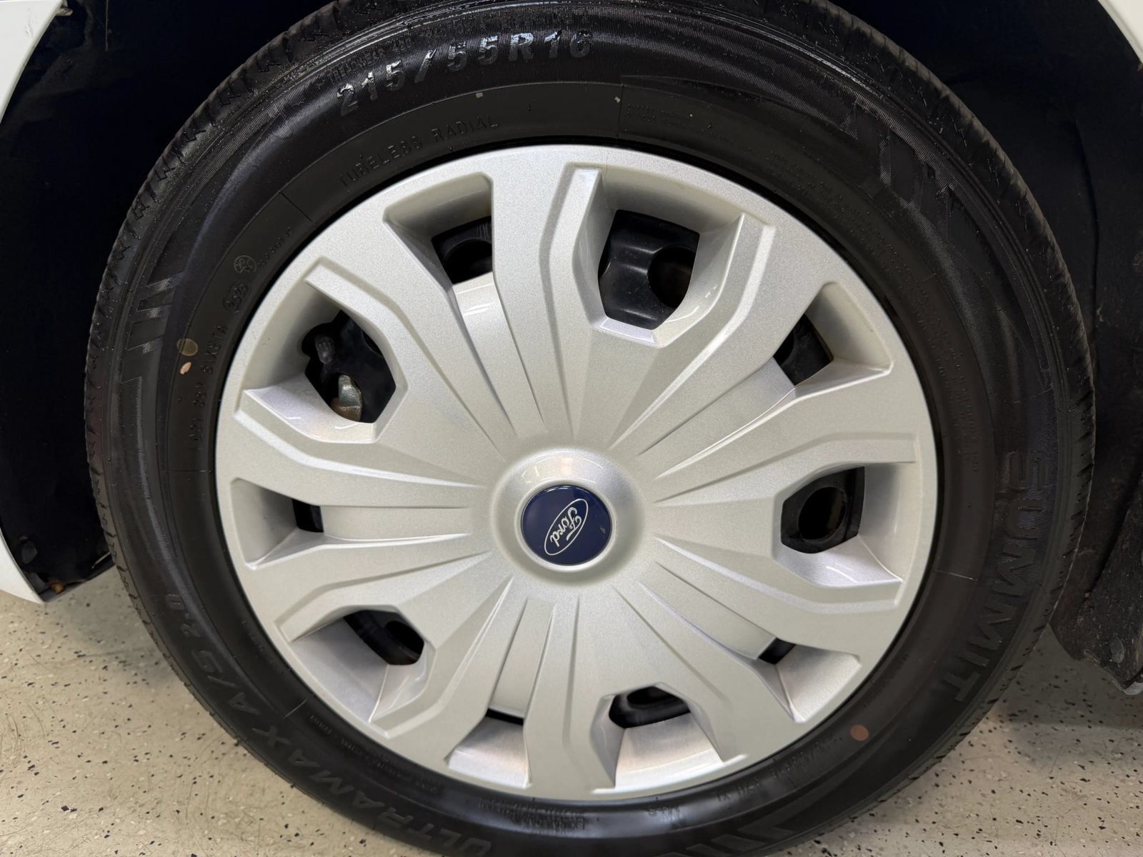 Used 2020 Ford Transit Connect XLT FWD image 20