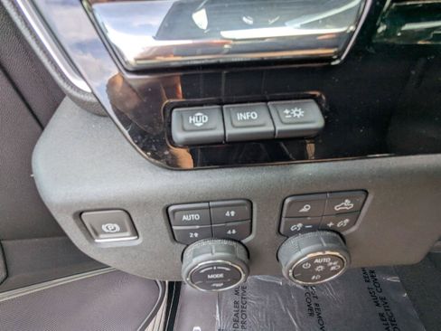 Used 2024 Chevrolet Silverado 2500 High Country w/ Technology Package AWD/4WD image 26