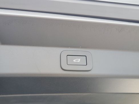 New 2026 Land Rover Range Rover Sport Dynamic SE AWD/4WD image 32