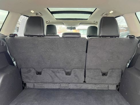 Used 2019 Ford Escape SEL image 16