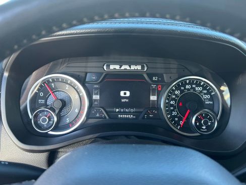 Used 2024 RAM 2500 Laramie AWD/4WD image 35