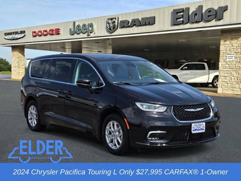Used 2024 Chrysler Pacifica Touring-L FWD image 1