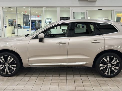 Used 2023 Volvo XC60 B5 Plus w/ Climate Package image 8