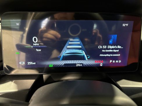 Used 2024 Acura ZDX A-Spec image 15