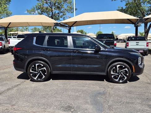 Used 2024 Mitsubishi Outlander SE AWD/4WD image 4