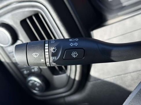 Used 2021 Chevrolet Silverado 1500 Custom image 20