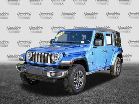 Used 2024 Jeep Wrangler Sahara w/ Safety Group image 5