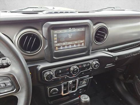 Used 2023 Jeep Wrangler Unlimited AWD/4WD image 14