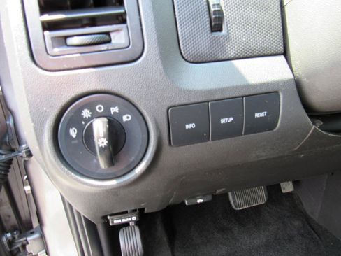 Used 2012 Ford Escape XLT AWD/4WD image 19