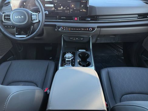 New 2026 Kia Carnival SX FWD image 10