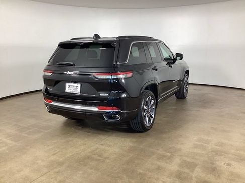 Used 2025 Jeep Grand Cherokee Overland w/ Adv Protech Group III AWD/4WD image 5