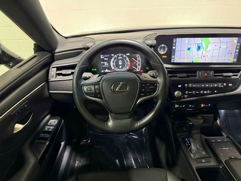 Used 2022 Lexus ES 350 w/ Premium Package image 23