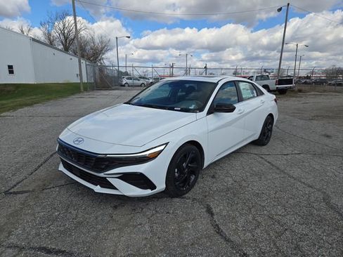 New 2026 Hyundai Elantra SEL Sport Premium w/ Cargo Package FWD image 2