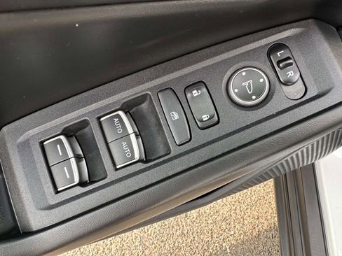Used 2024 Honda Accord EX image 9