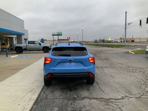 Used 2024 Chevrolet Trax RS w/ Sunroof Package image 8