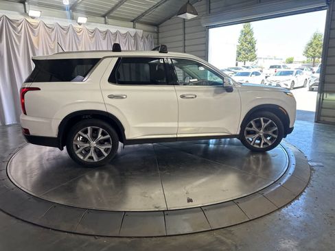 Used 2021 Hyundai Palisade SEL w/ Convenience Package FWD image 4