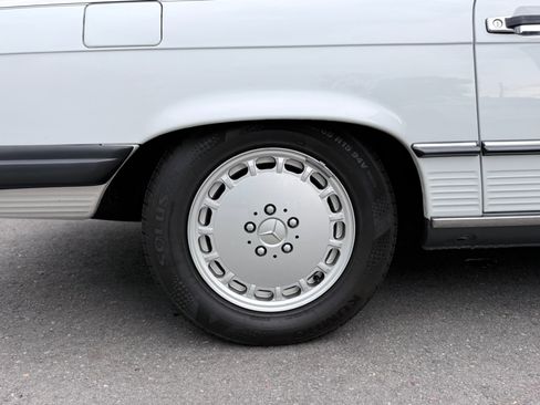 Used 1989 Mercedes-Benz 560 SL image 37