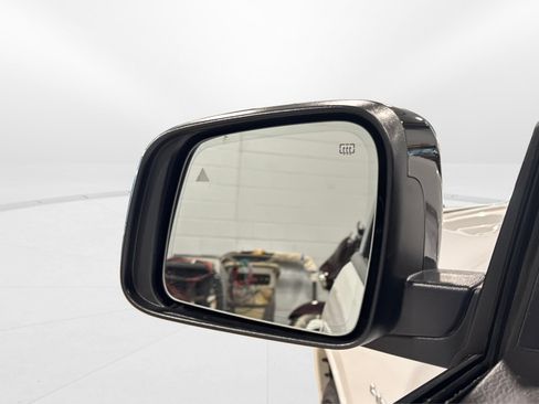 Used 2025 Dodge Durango R/T AWD/4WD image 14