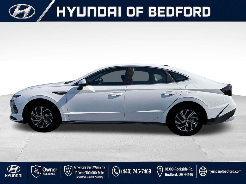 New 2026 Hyundai Sonata Blue FWD image 3