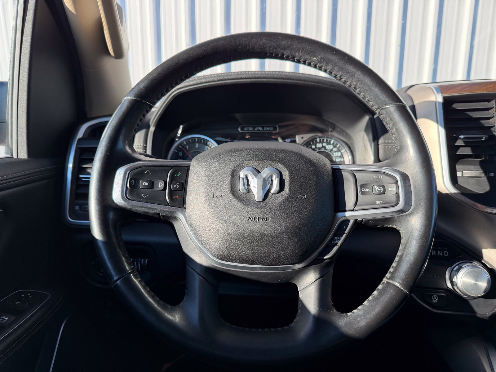 Used 2021 RAM 1500 Laramie w/ Laramie Southwest Edition RWD image 14