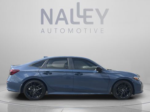 Used 2025 Honda Civic Sport image 6