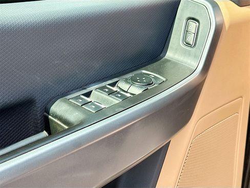 Used 2021 Ford F150 XLT image 17